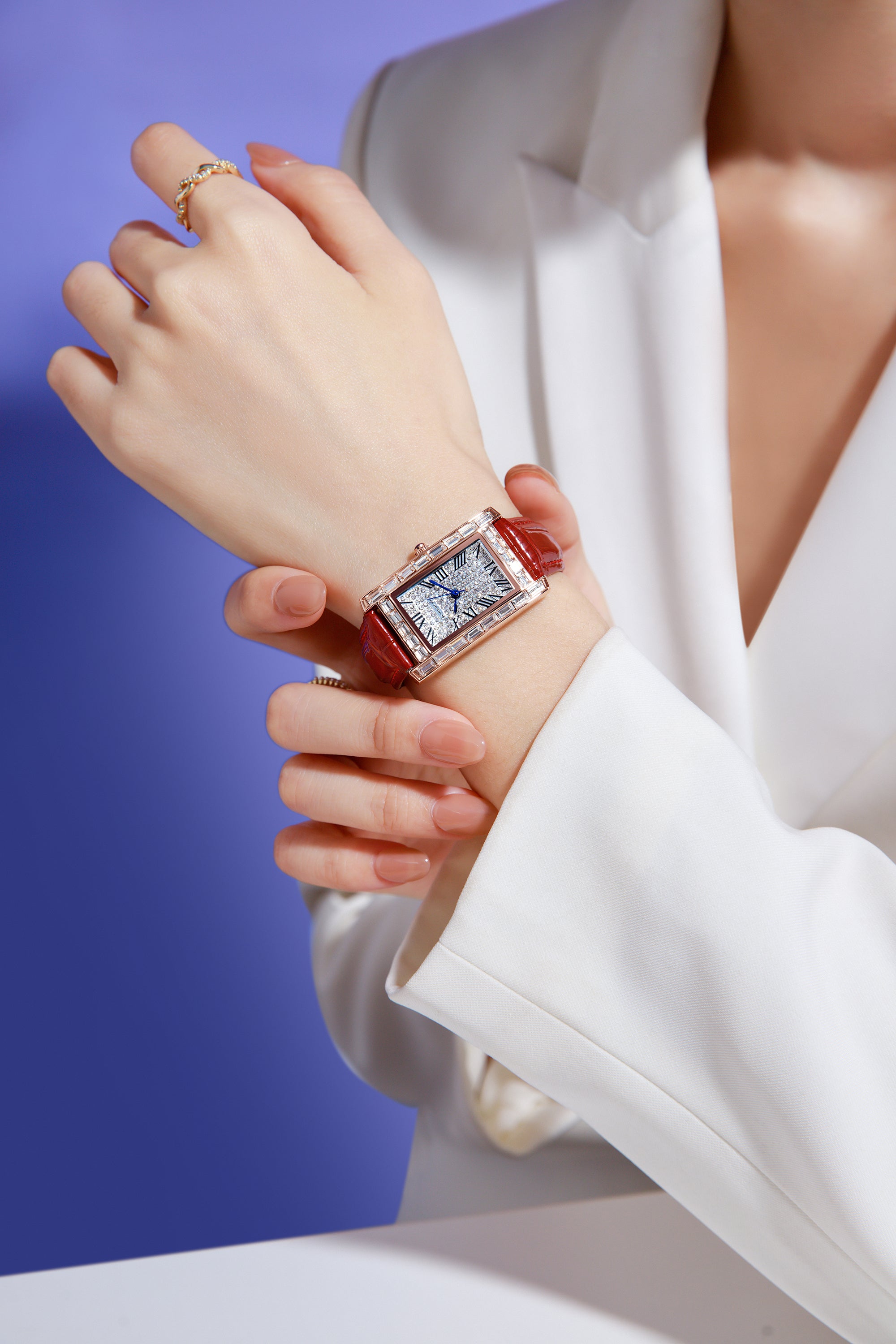 Giordano Rectangular Dress Watch for women with Crystal Bezel, roman indiced and Sparkling Dial | GZ-60119-01